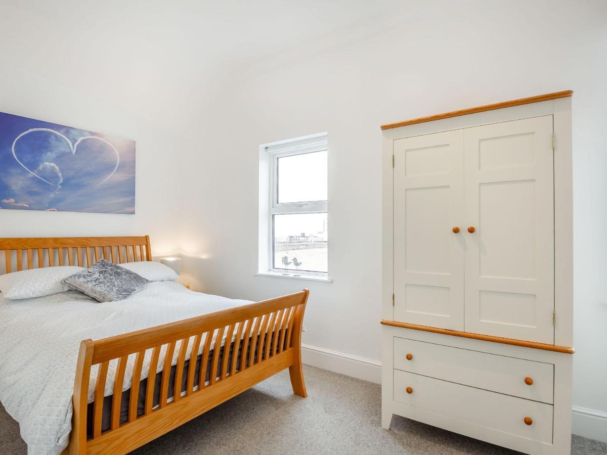 Little Orme View Apartment Ландъндо Екстериор снимка